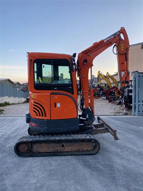 Used and new Mini excavators in Italy for sale on Truck1